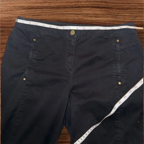 Chico's Women's Black Cargo Pants - Picture 3 of 6